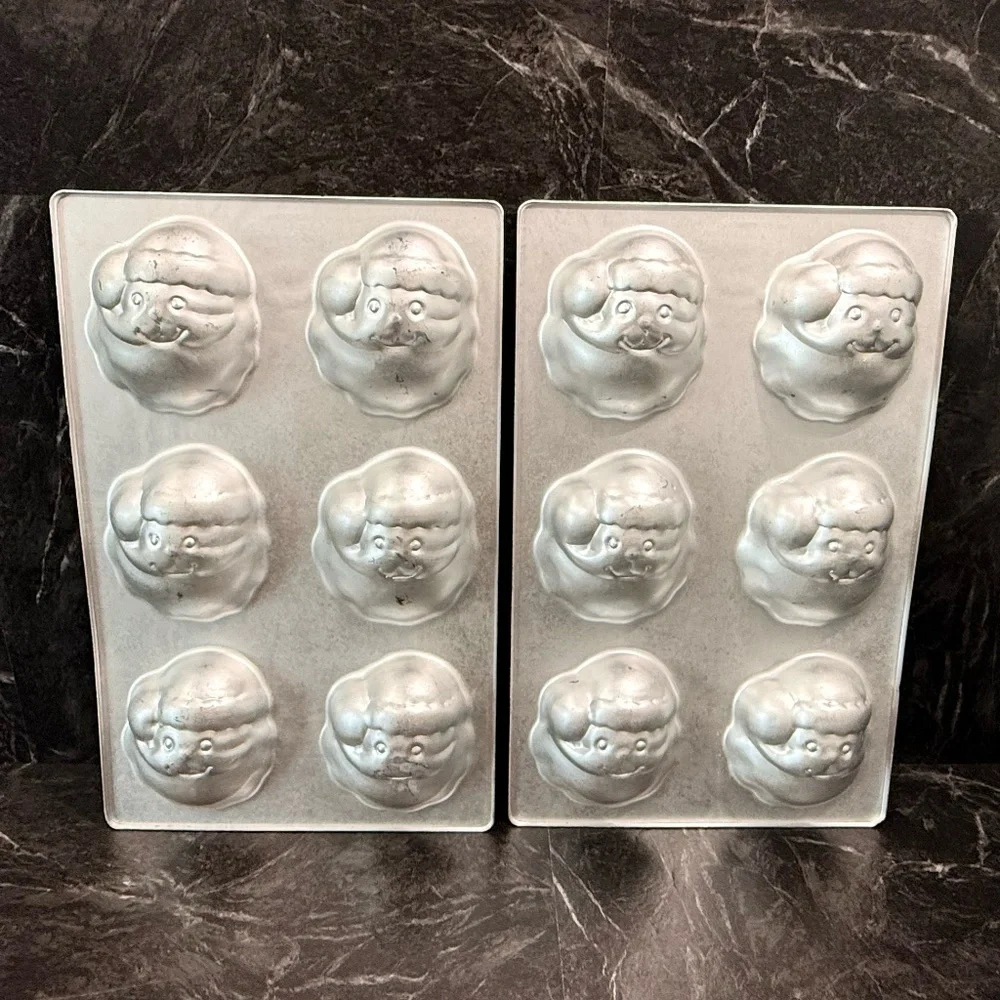 AMSCAN INC Santa Claus Mold Pan (Set of 2)